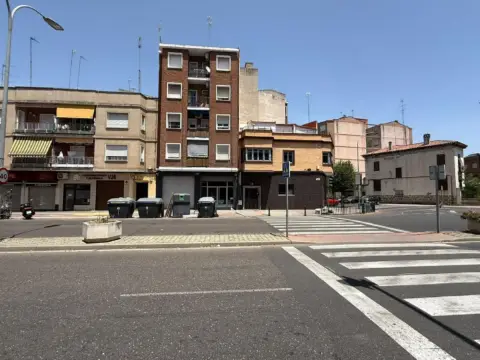 Piso en Avenida de Pío XII, 94